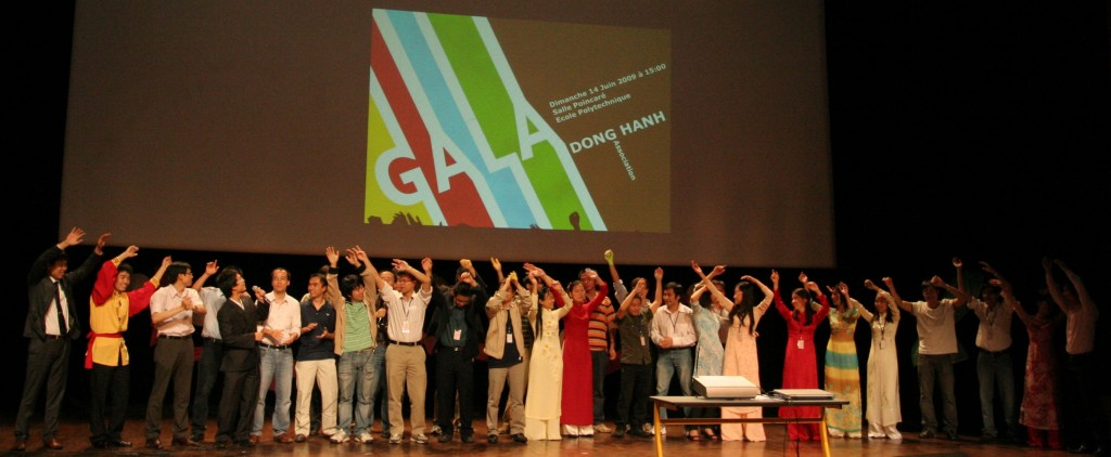 Gala Đồng Hành « Sắc màu Việt Nam » tại Ecole Polytechnique tháng 6 năm 2008